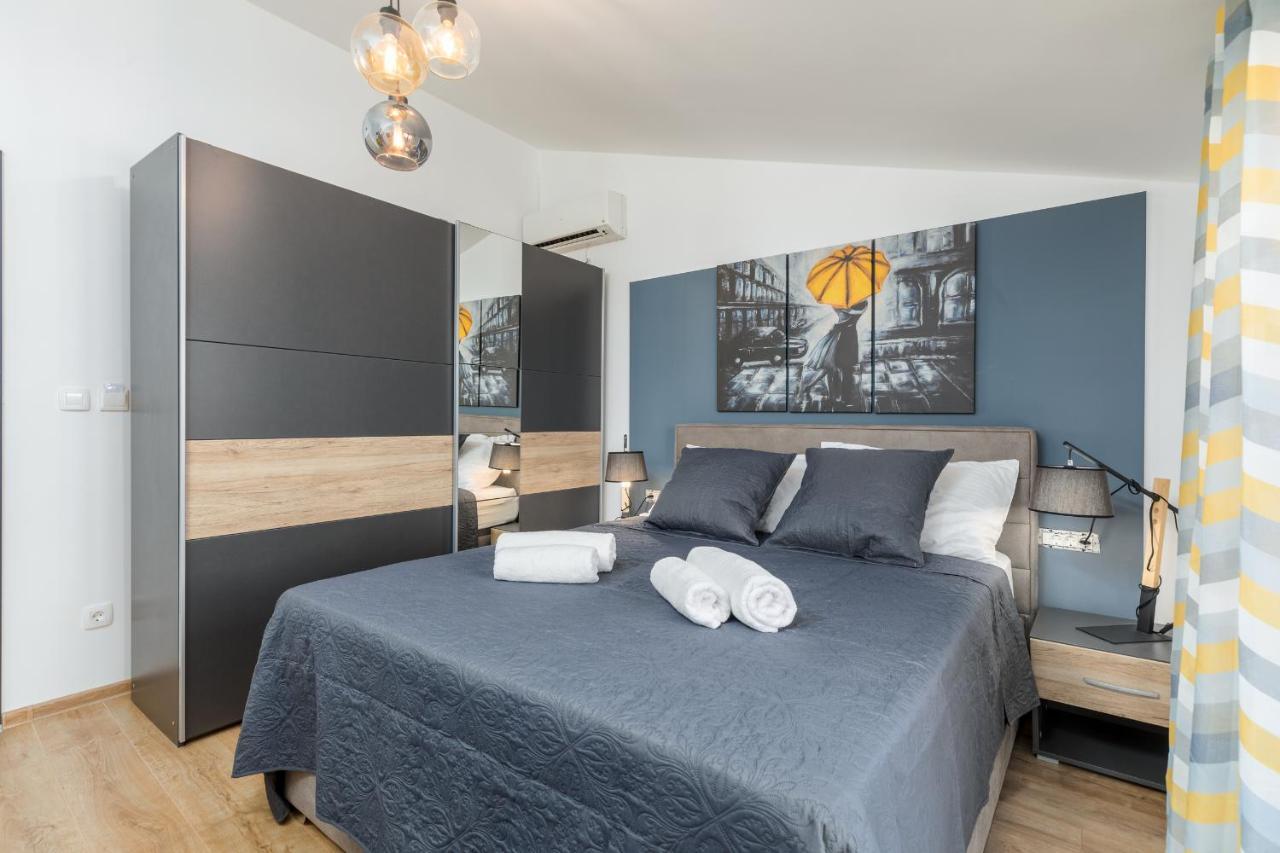 Wine House Apartments & Rooms Marceta Fazana Exterior photo